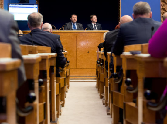 Riigikogu täiskogu istung 29. september 2015